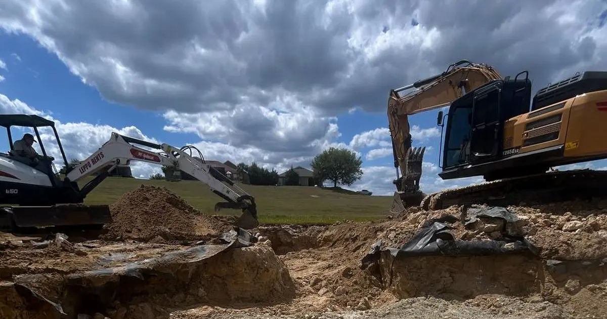 Sinkhole Warning Signs in Florida: What's Serious and What Isn't